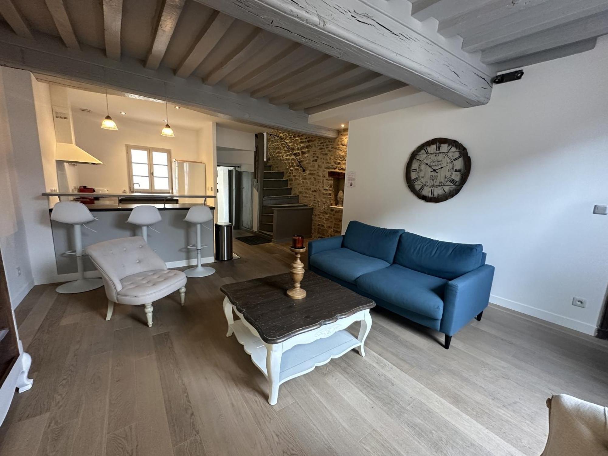 Batisse Paradis- 3 Appartements Calmes Et Elegants Au Centre Historique De Beaune بون الغرفة الصورة